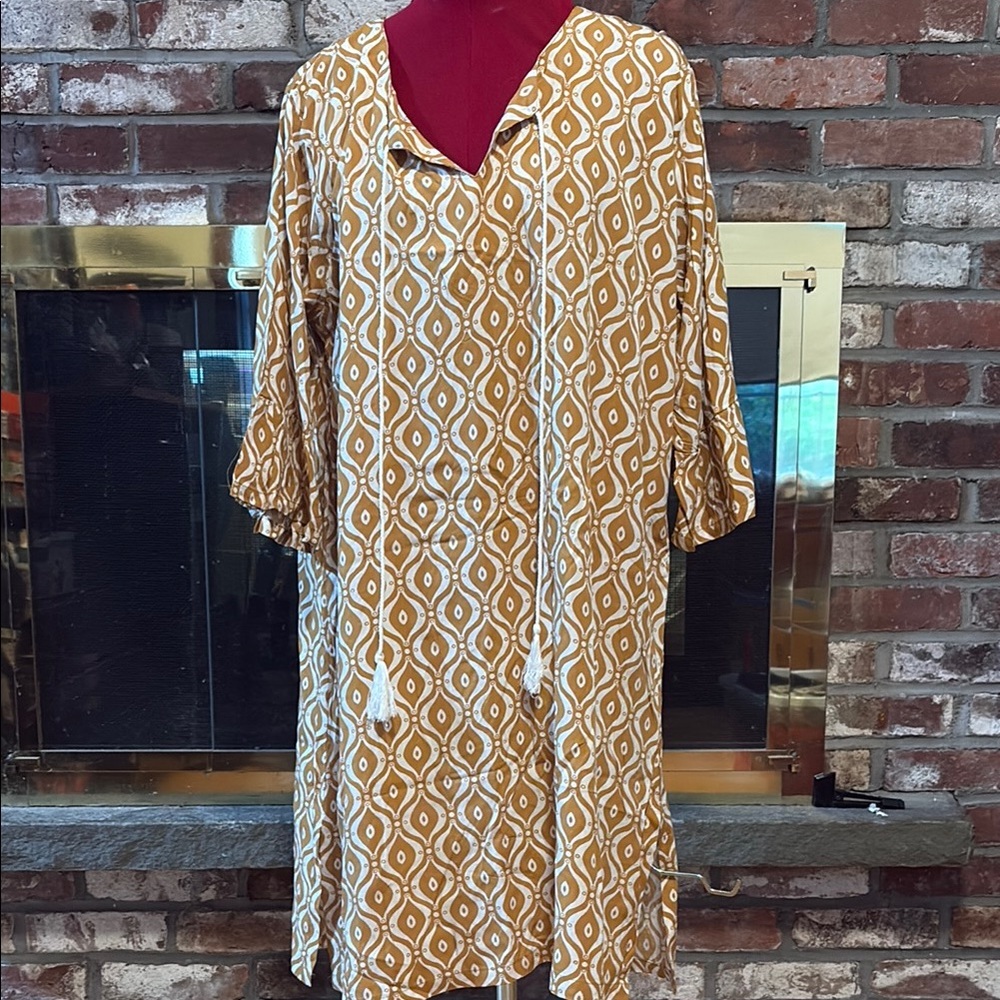 NWT Mumbo Jumbo Geometric Patterned Dress Coberup